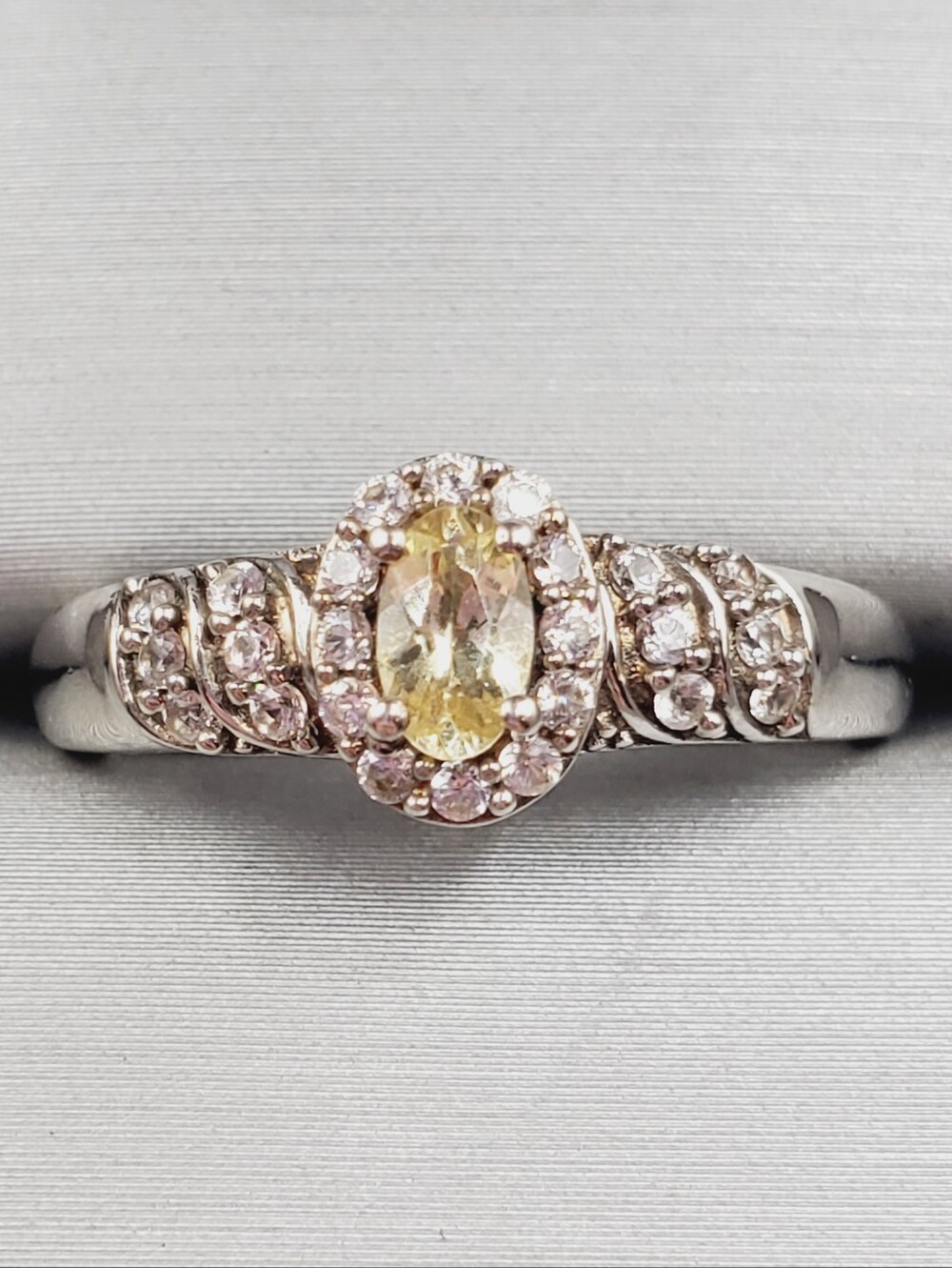 Golden Apatite & White Zircon 925 Sterling Silver Halo Ring